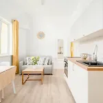 Enjoy! Warszawa Apartment