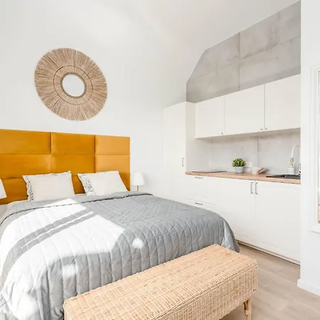 Enjoy! Warszawa דירה Mysiadlo