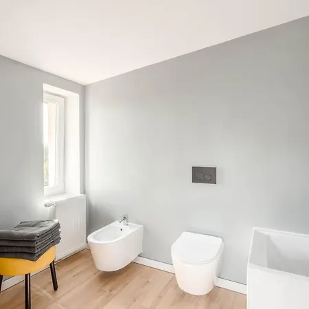 Enjoy! Warszawa דירה Mysiadlo